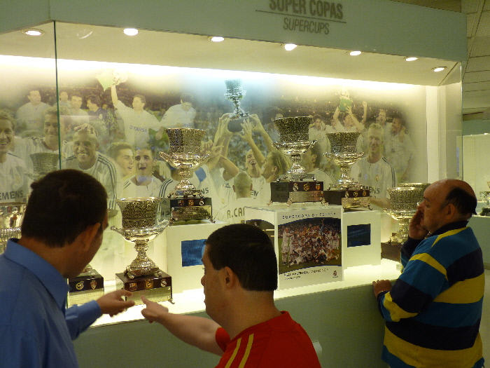 Visita al estadio Santiago Bernabéu realizada por Homiguar (III)