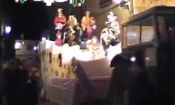 Carroza de los Reyes Magos de Oriente a su paso por La Guardia. 5 de Enero de 2006