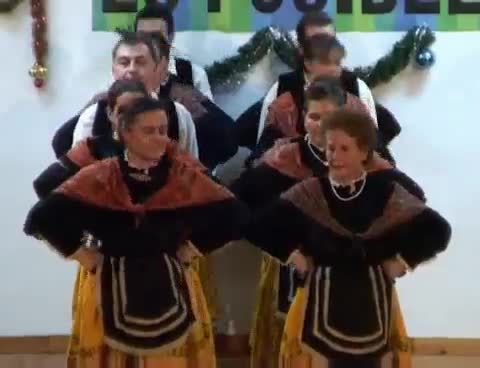 30 de Diciembre de 2006. Festival de Manos Unidas. Actuación del Grupo de Coros y Danzas "La Manchuela"