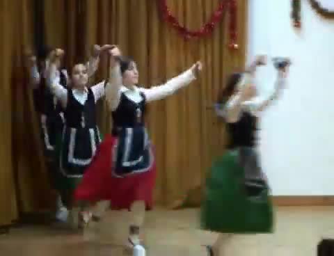 30 de Diciembre de 2006. Festival de Manos Unidas. Actuación del Grupo "La Manchuela Junior"