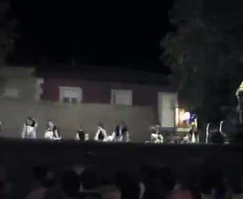 Escuela de Baile de la Asociación Cultural dirigida por Esperanza Alvarez, interpretando un tema de la conocida cantante pop Anastasia