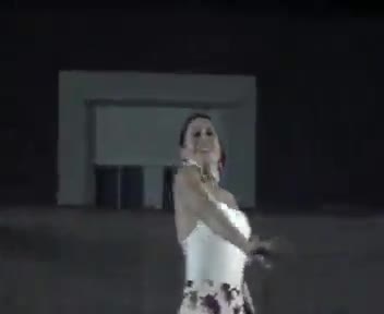 Escuela de Baile de la Asociación Cultural dirigida por Esperanza Alvarez. Esperanza interpreta el tema "Los Tarantos"