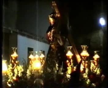 Jueves Santo de 1994. Carroza de Nuestro Padre Jesús encarando la Calle de las Procesiones