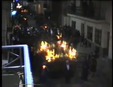 Jueves Santo de 1994. Procesión por la calle Mayor