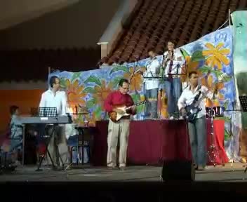 Despedida de la Orquesta Nueva Florida en el Festival Benéfico para recaudar fondos para la Plataforma del Santo Niño