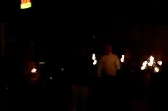 24 de Septiembre de 2006. Yendo a la pólvora con las típicas antorchas (o "hachones" como decimos aquí)