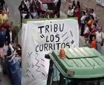 24 de Septiembre de 2006. Carroza de los Curritos haciendo el indio