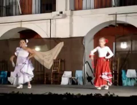 17 de Septiembre de 2006. Actuación de la Escuela de Baile del AMPA dirigida por Mª Julia Rodríguez García