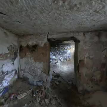 Vista total interior de las cuevas de la punta del  Cerro. La Guardia (Toledo). 4-4-2012
