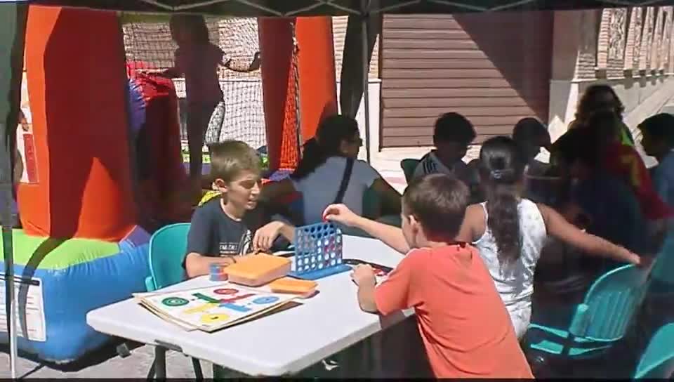 Actividades deportivas para niños en la Plaza. 11-09-2010