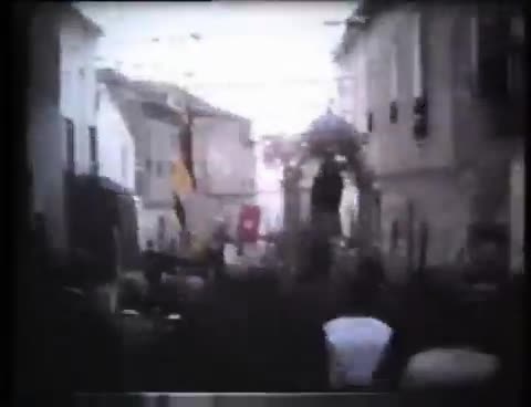 25 de Septiembre de 1981. Procesión con el Santo Niño