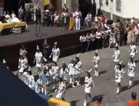 24 de Septiembre de 2007. La banda de cornetas y de tambores y la de Majorettes en la Plaza. Video de 10 minutos de duración