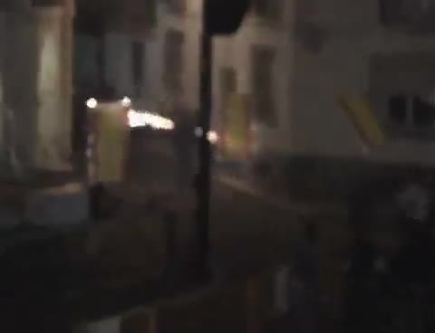 28 de Septiembre de 2007. Los toros de fuego en video grabados a la altura de un primer piso. Video de 6m 30s de duración