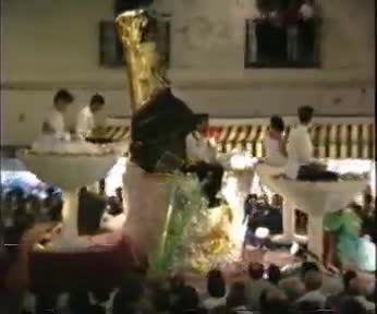 Fiestas de 1989. Desfile nocturno. Carroza titulada "La Gran Fiesta"