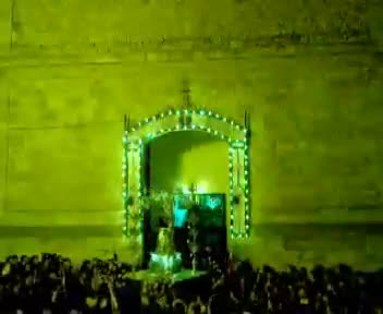 Fiestas de 2005. Entrada del Santo Niño a la iglesia el 25 de septiembre por la noche despues de la "puja"