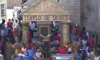 Fiestas de 2004. Carroza "Templo de Dioses"
