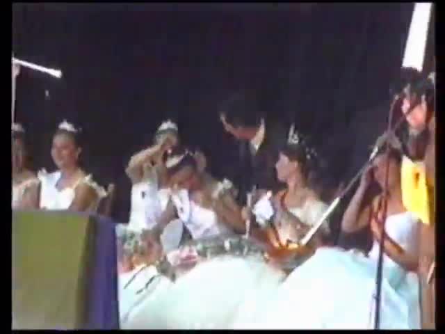 24 de Septiembre de 1999. Desfile de carrozas a su paso por la Plaza