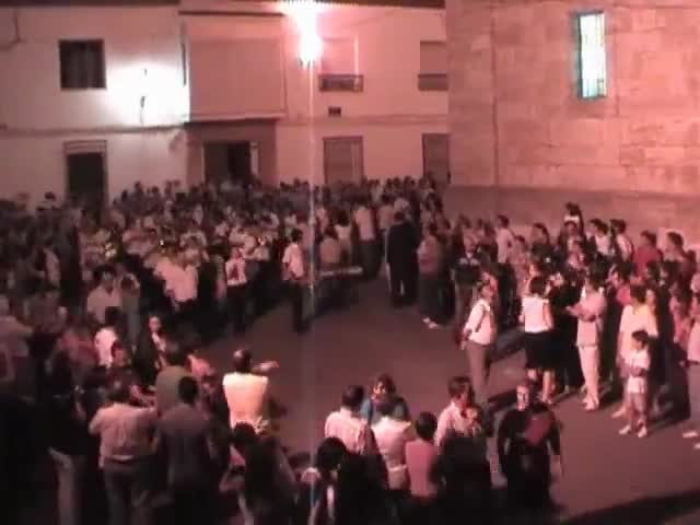 1ª parte: Vídeo de la puja y entrada del Santo Niño a la Iglesia, 5-9-09